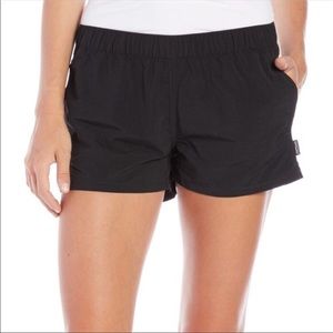 Patagonia women’s baggies 2.5”